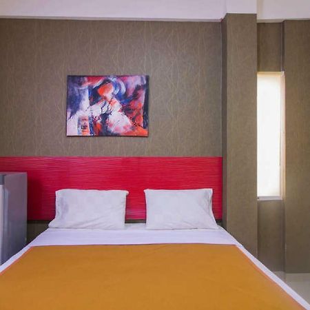 Hotel Reddoorz Near Cilandak Town Square à Jakarta Extérieur photo